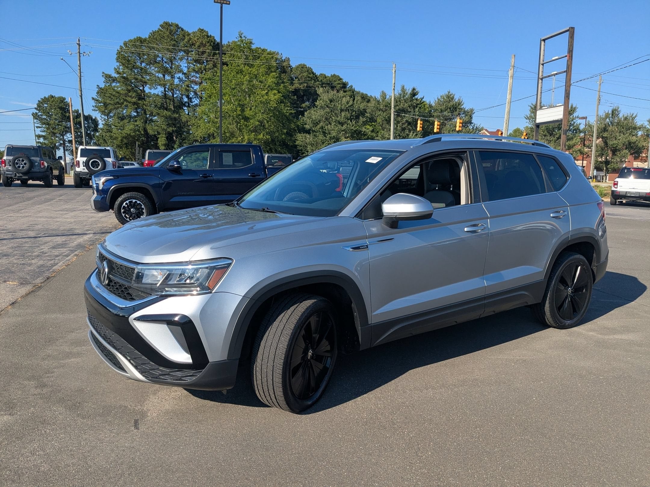 2022 Volkswagen Taos SE