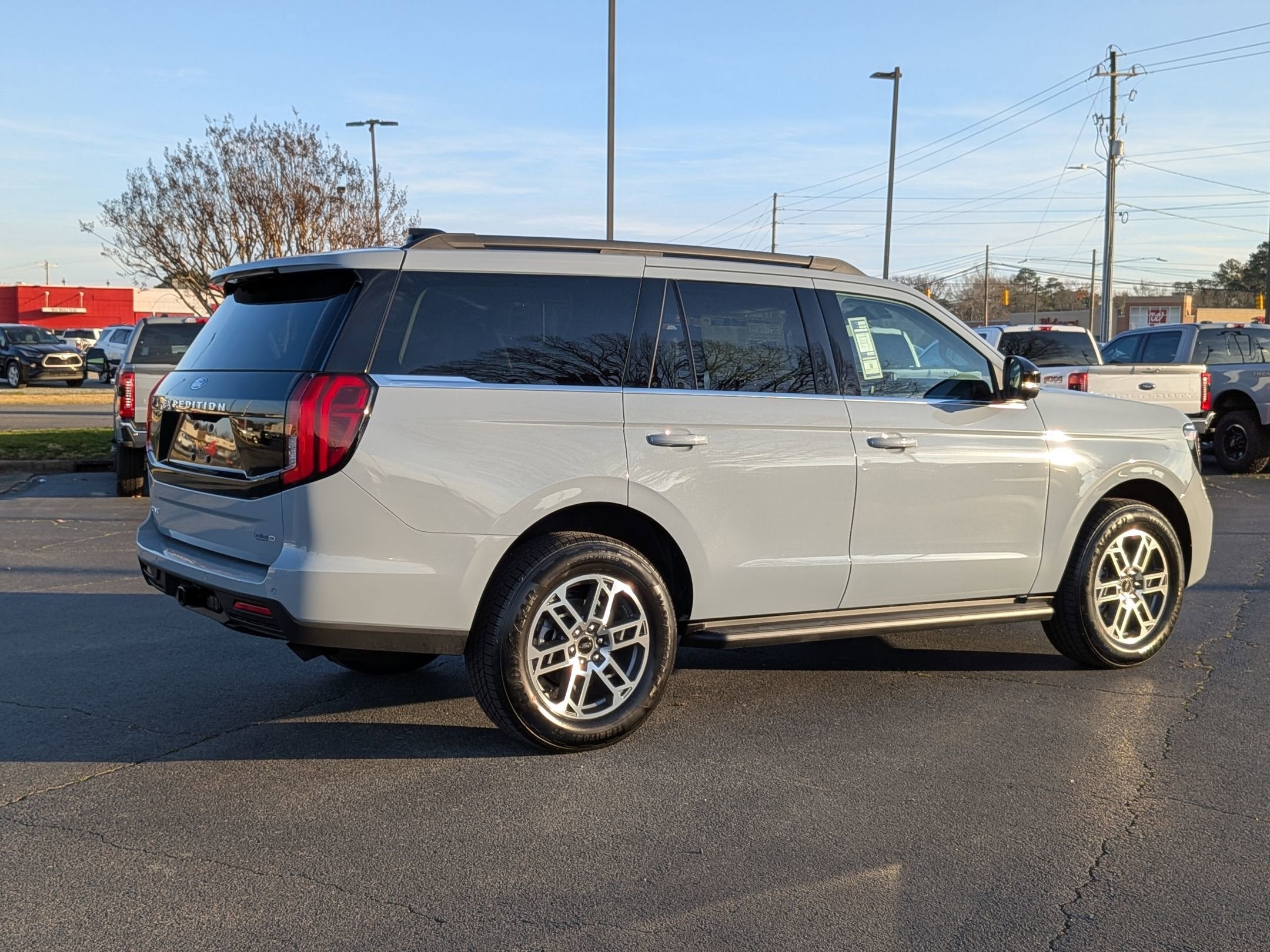 2026 Ford Expedition Active
