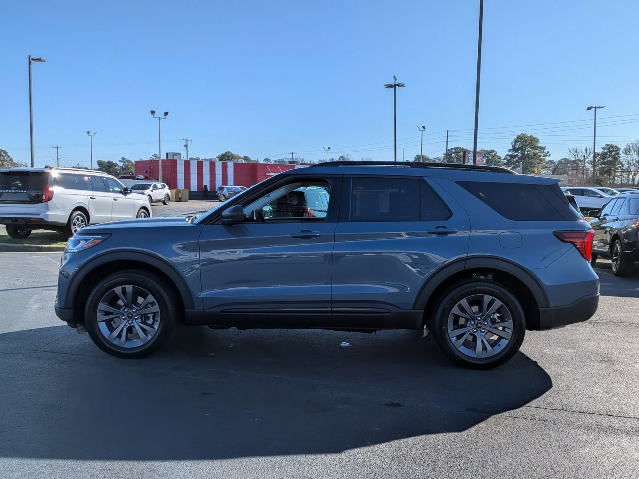 2026 Ford Explorer Active w/100A Pkg