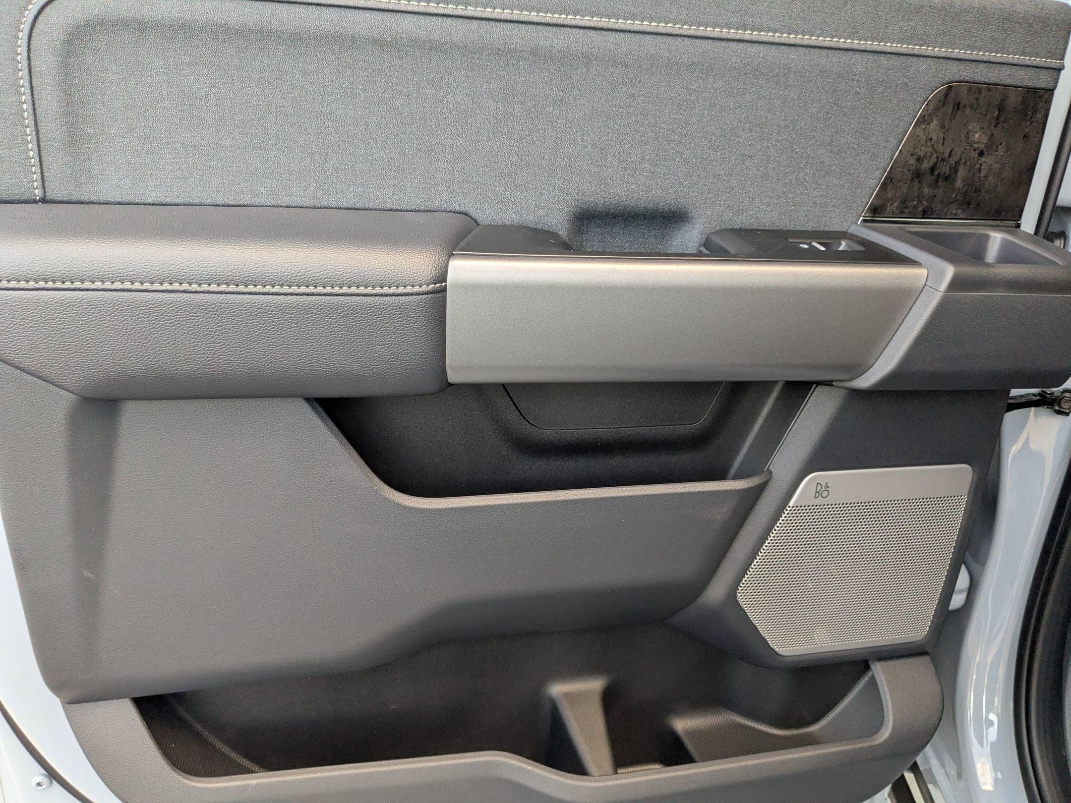 2025 Ford Super Duty F-350 SRW LARIAT