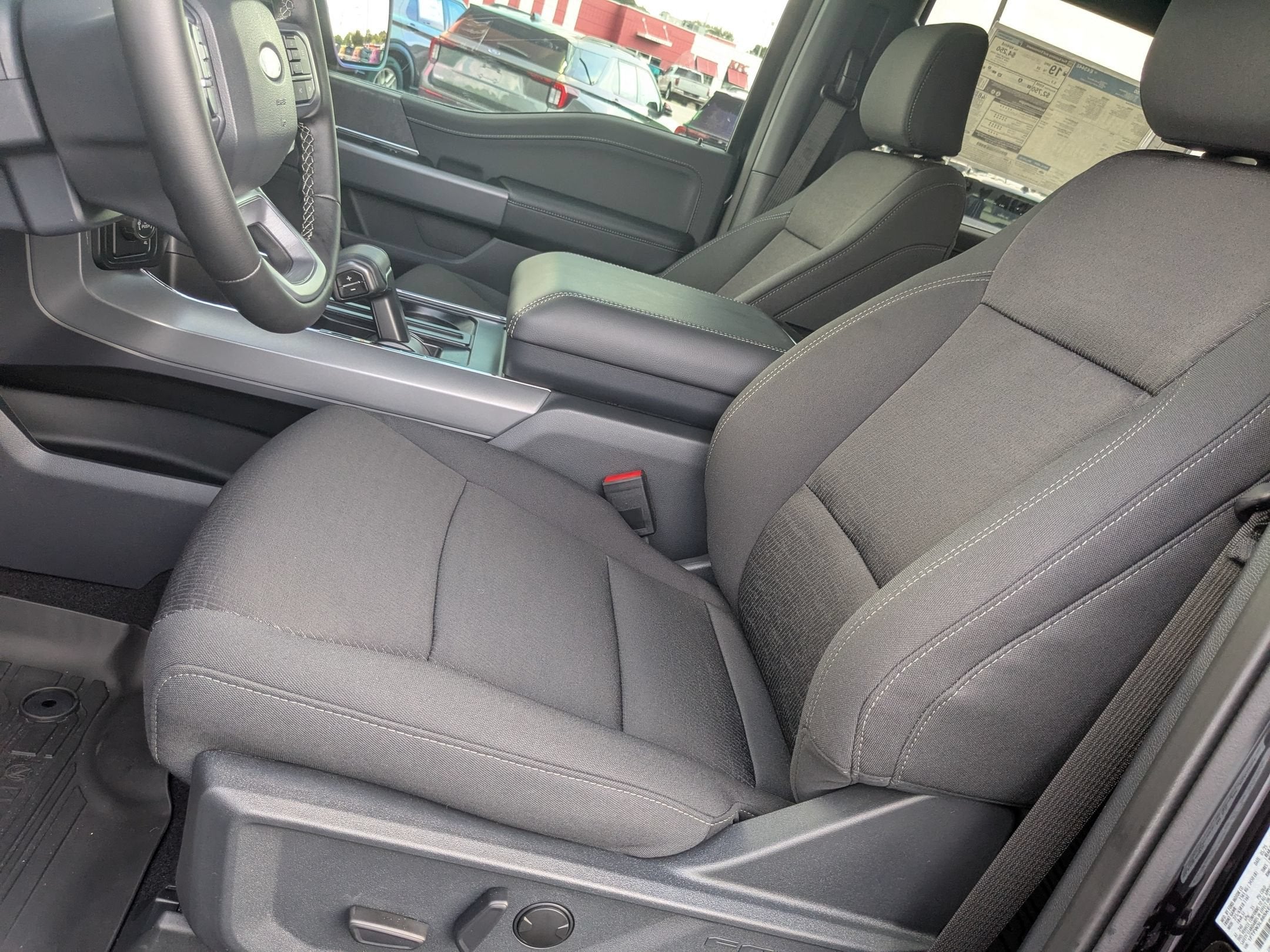 2025 Ford F-150 XLT - Crossroads Courtesy Demo