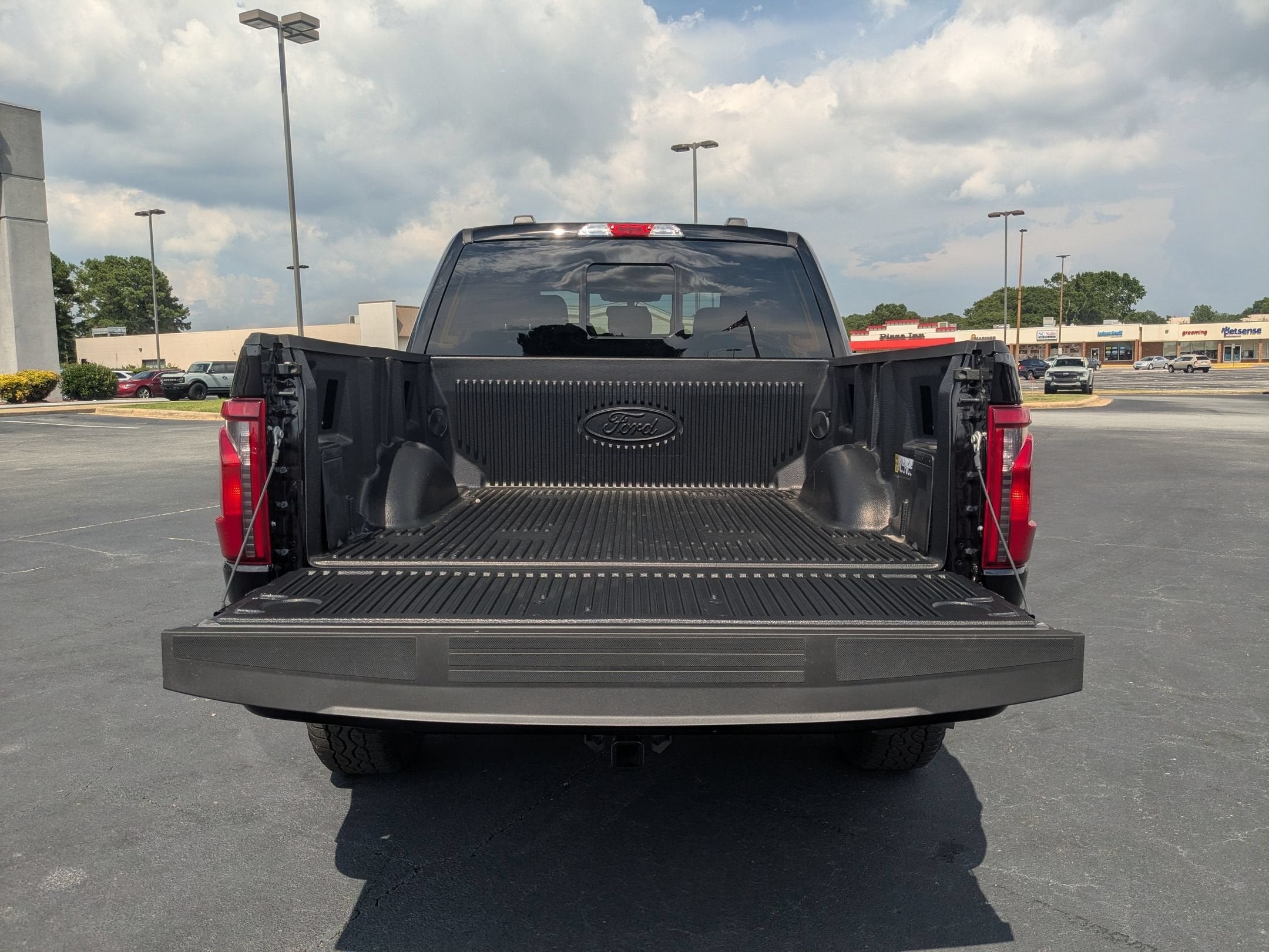 2025 Ford F-150 XLT - Crossroads Courtesy Demo