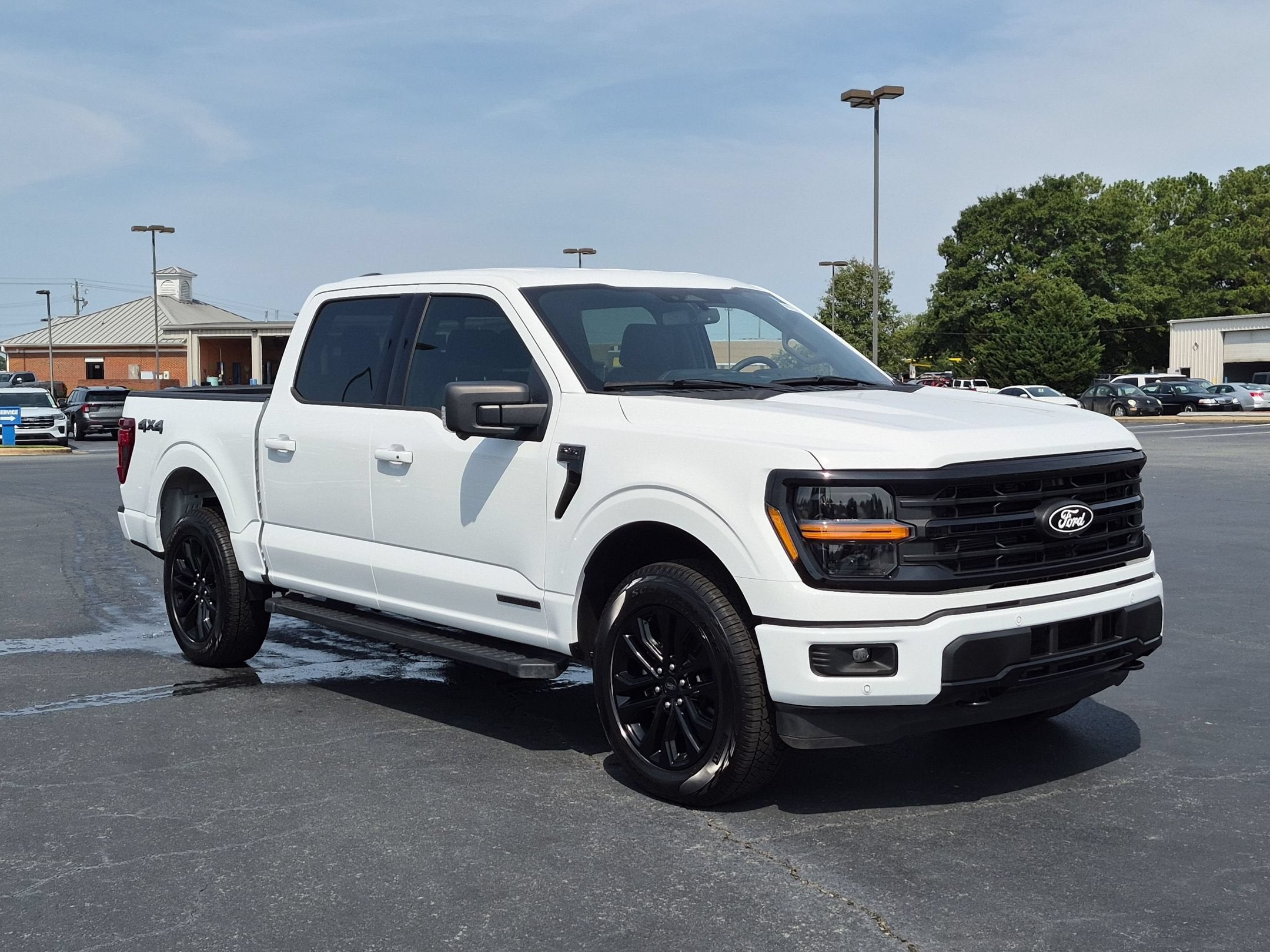 2025 Ford F-150 XLT - Crossroads Courtesy Demo