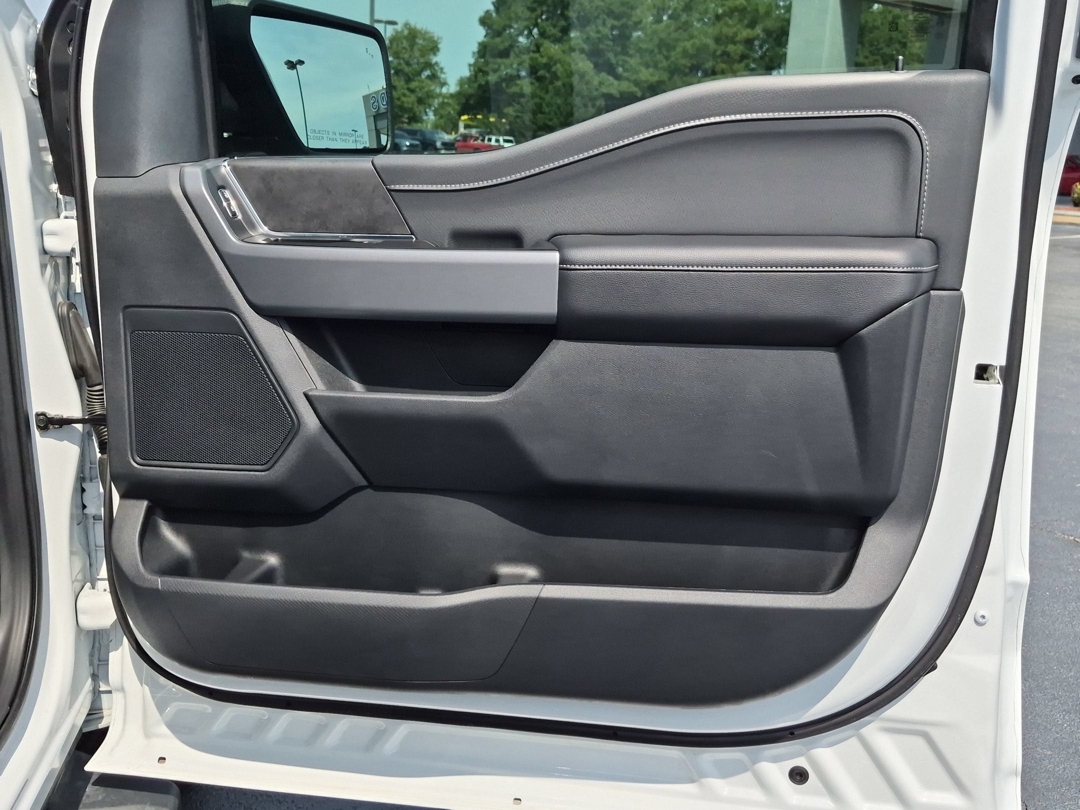 2025 Ford F-150 XLT - Crossroads Courtesy Demo