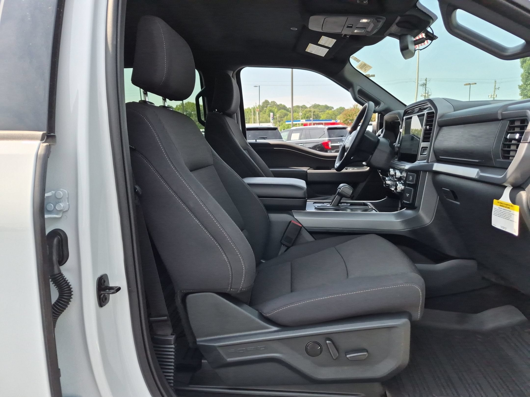 2025 Ford F-150 XLT - Crossroads Courtesy Demo