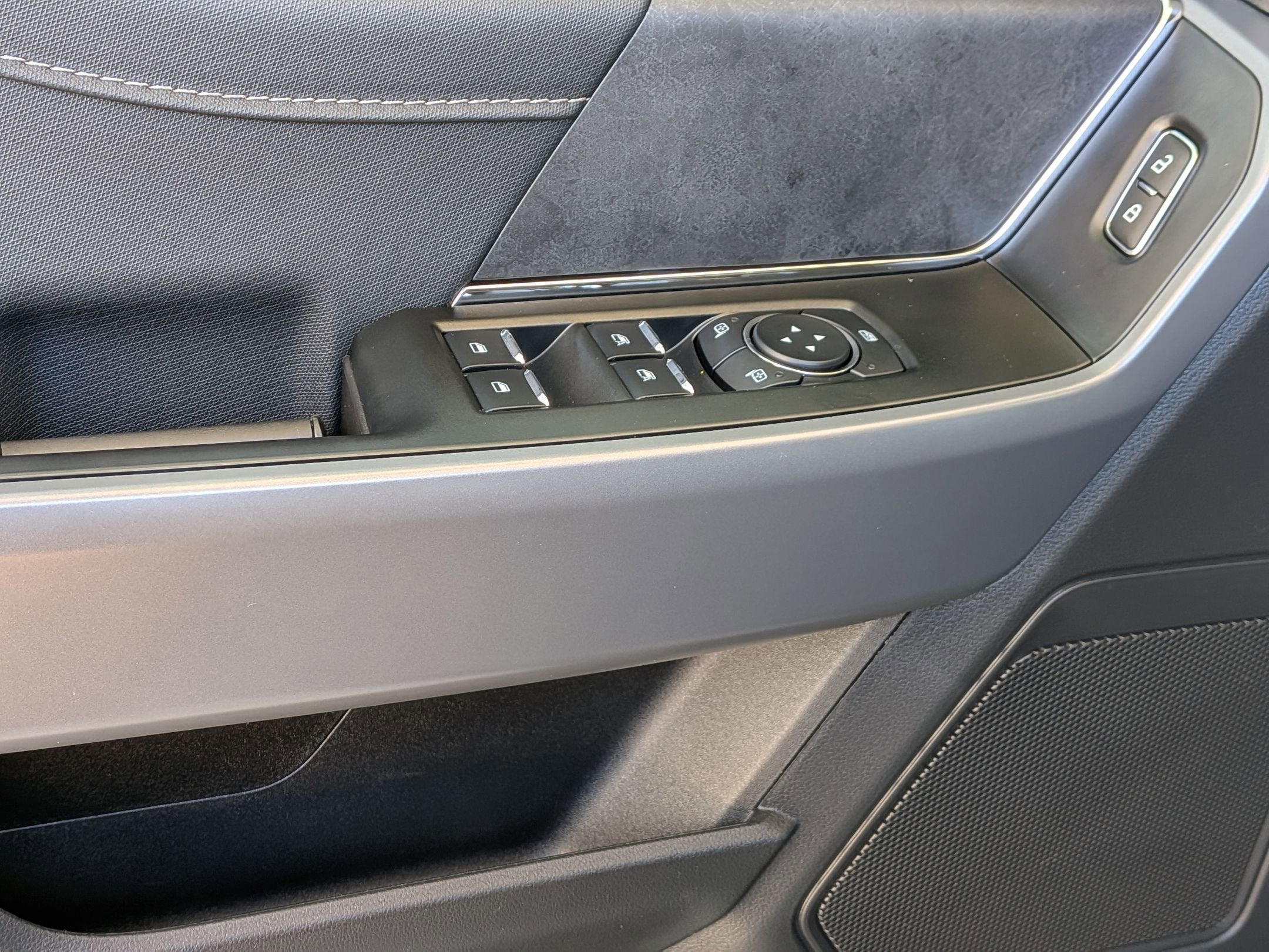 2025 Ford F-150 XLT - Crossroads Courtesy Demo