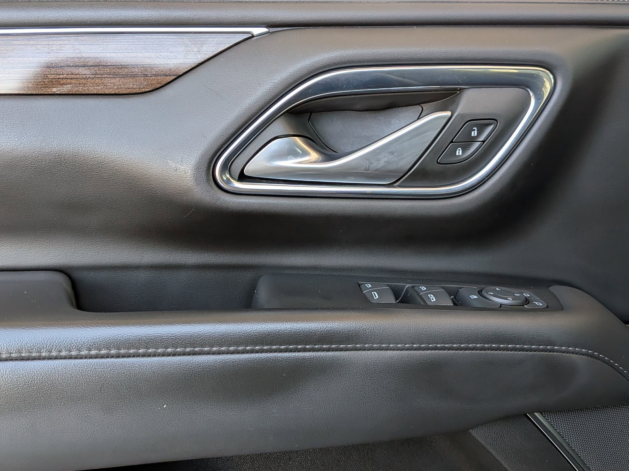 2022 GMC Yukon XL SLE