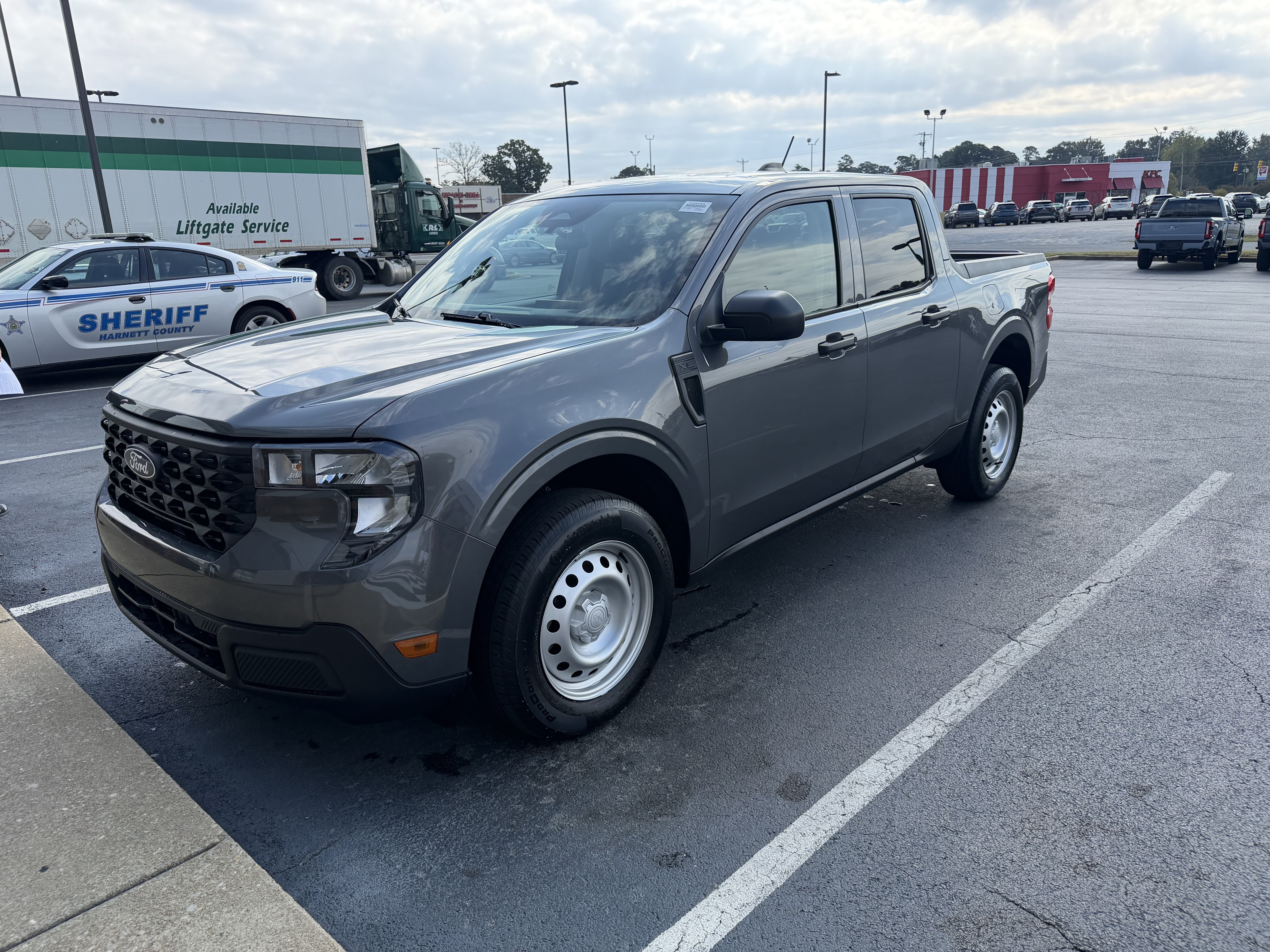 2025 Ford Maverick XL