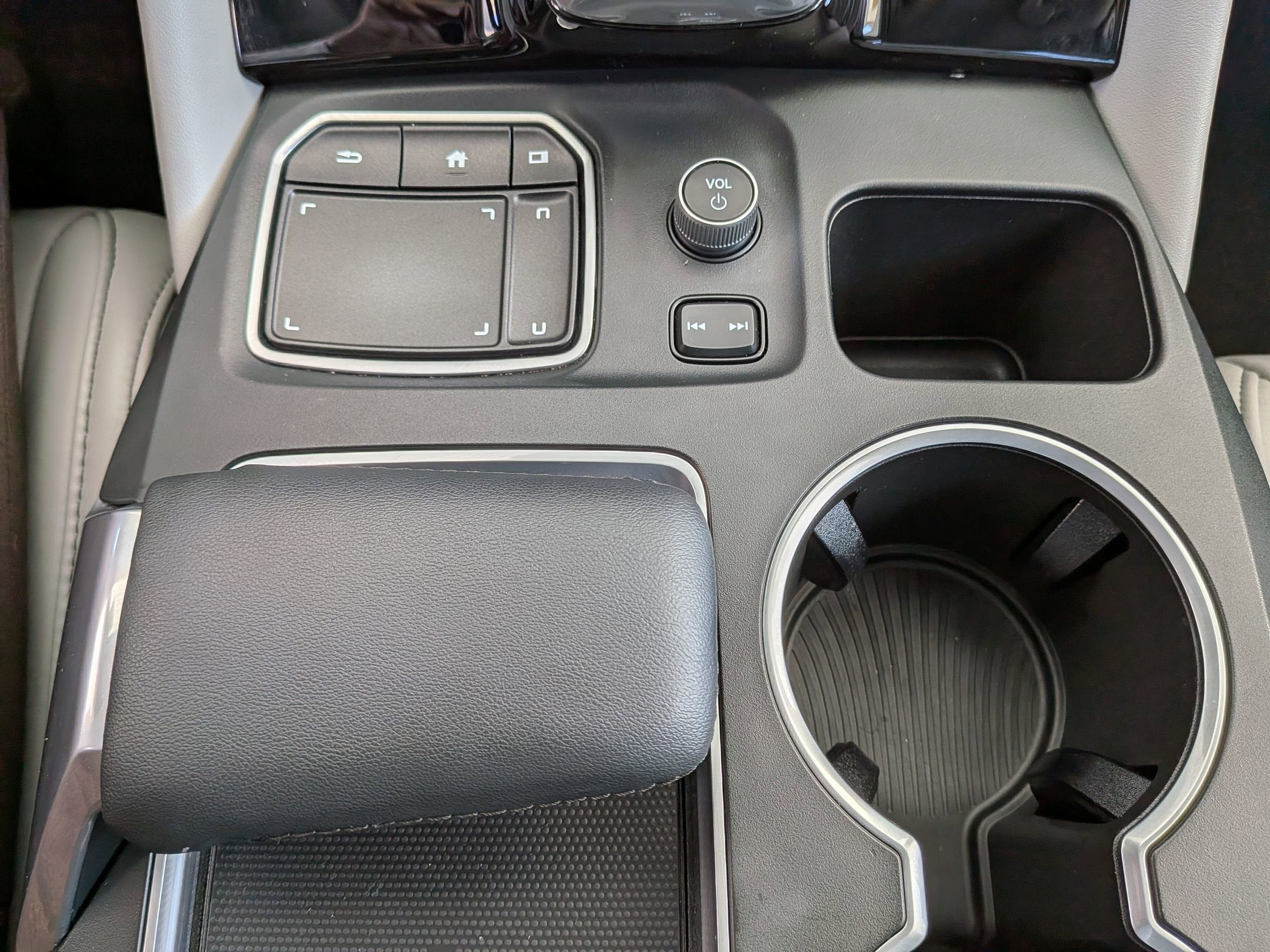 2022 Acura MDX w/Technology Package