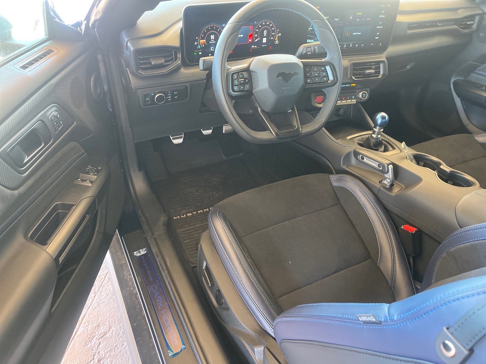 2025 Ford Mustang Dark Horse