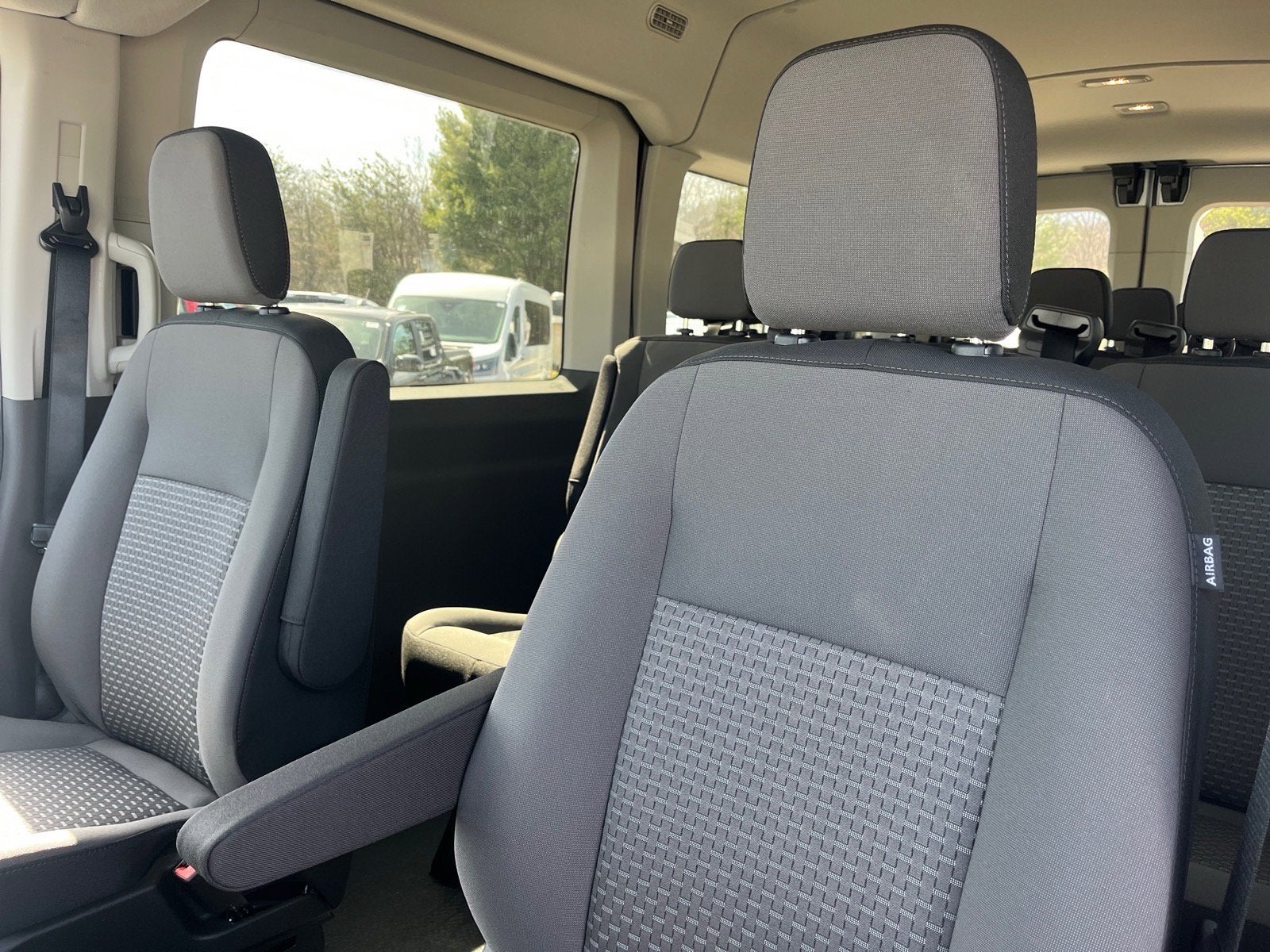 2026 Ford Transit Passenger Wagon 350 XLT