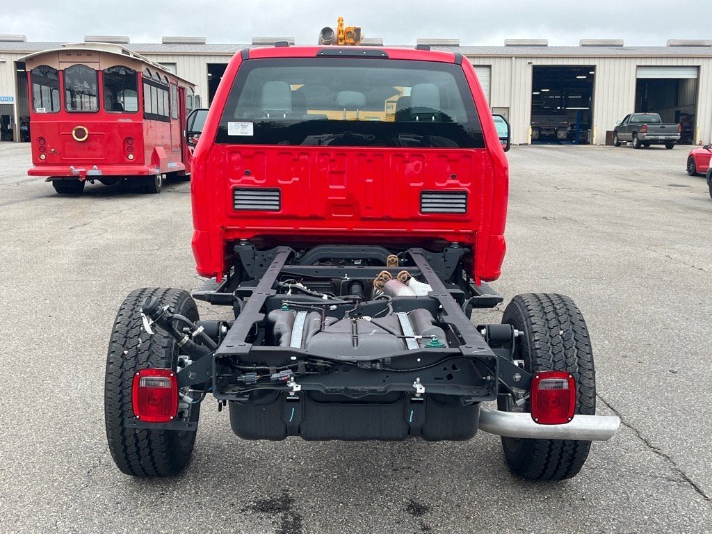 2025 Ford Super Duty F-350 SRW XL