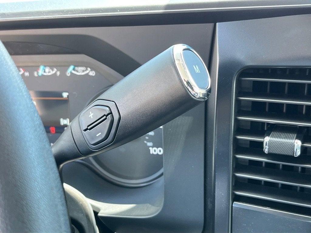 2025 Ford Super Duty F-600 DRW XL