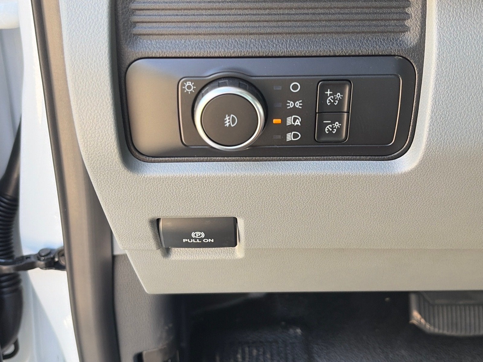2026 Ford Super Duty F-600 DRW XL