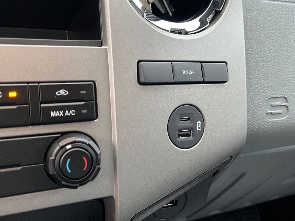 2025 Ford F-650SD Base