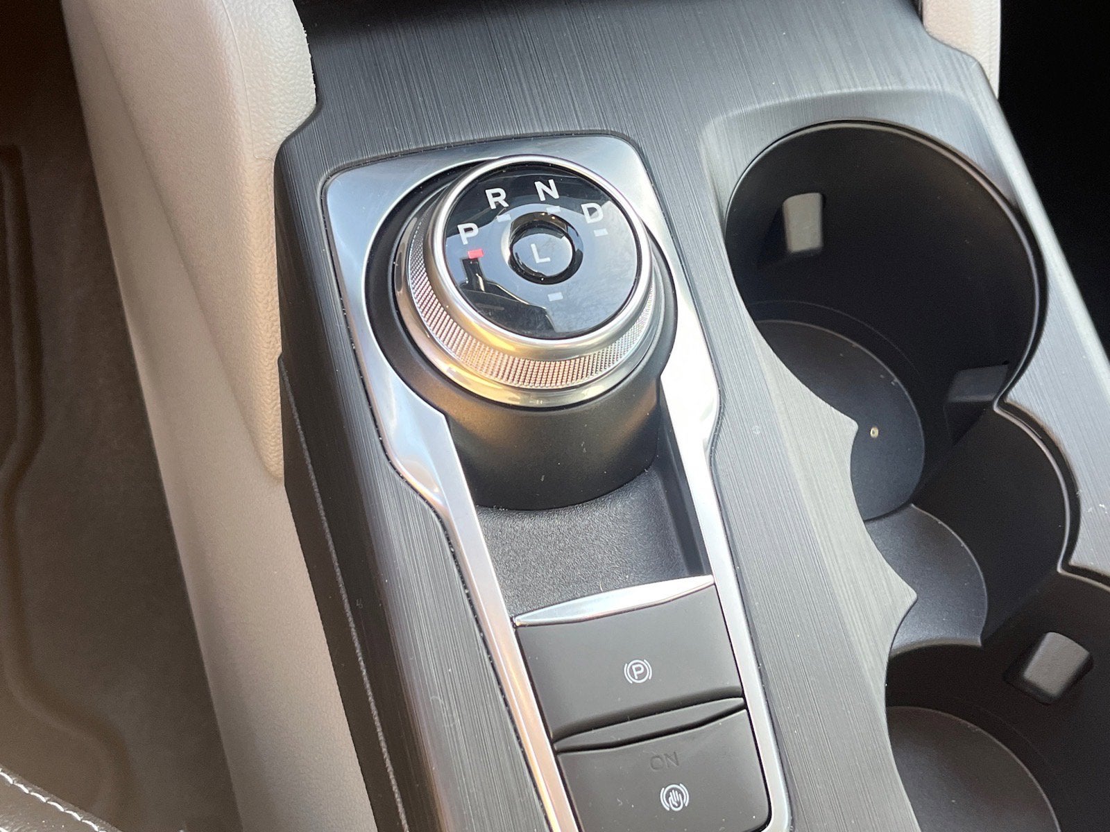 2026 Ford Escape Platinum