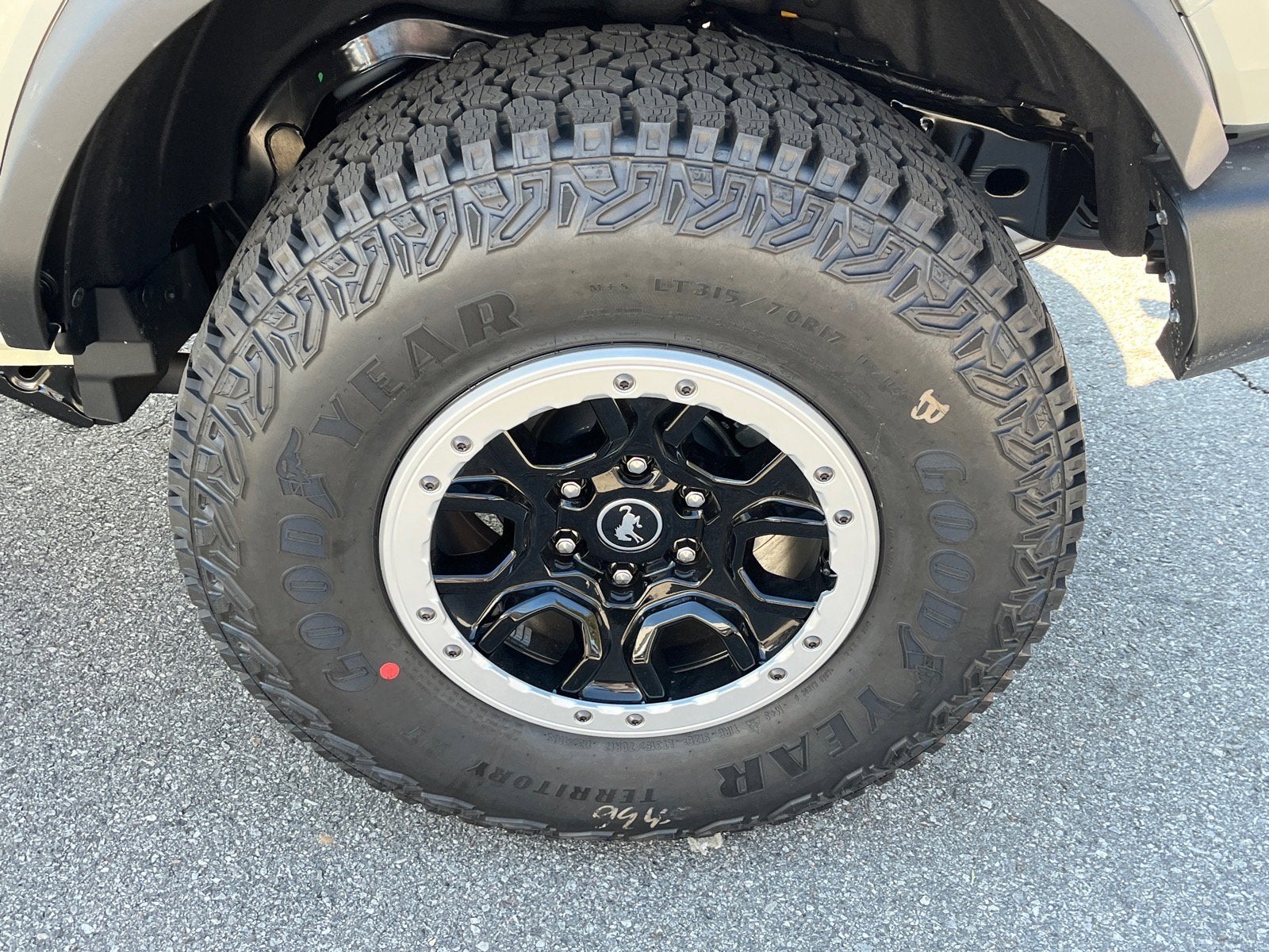 2025 Ford Bronco Base