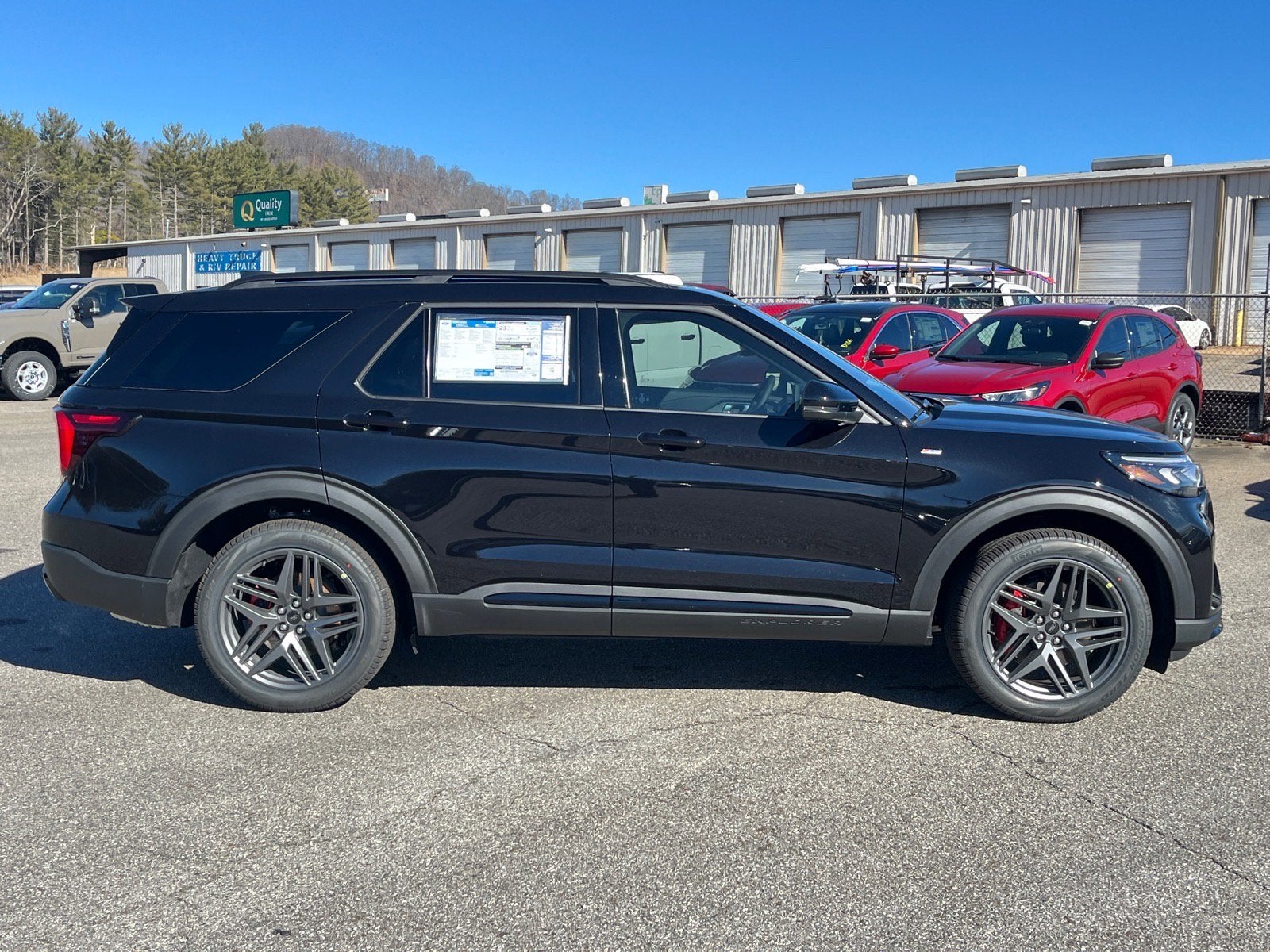 2026 Ford Explorer ST-Line