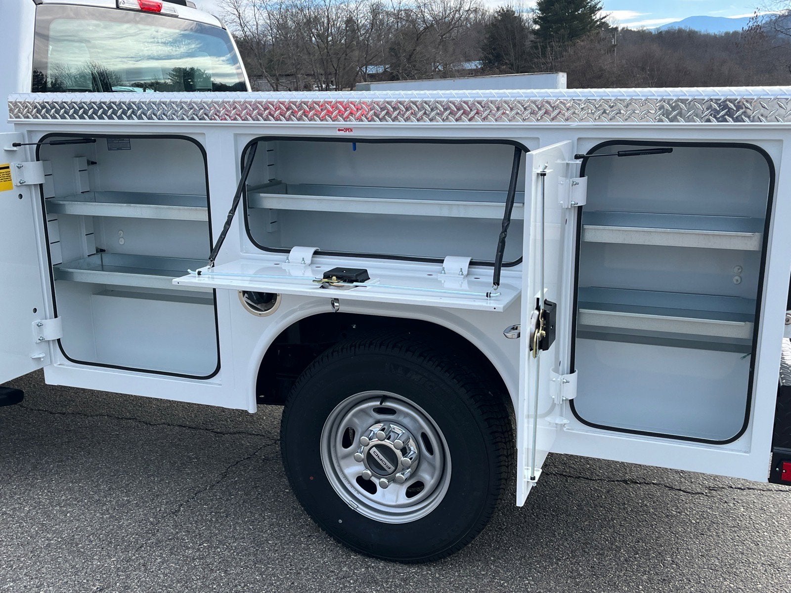 2025 Ford Super Duty F-250 SRW LARIAT