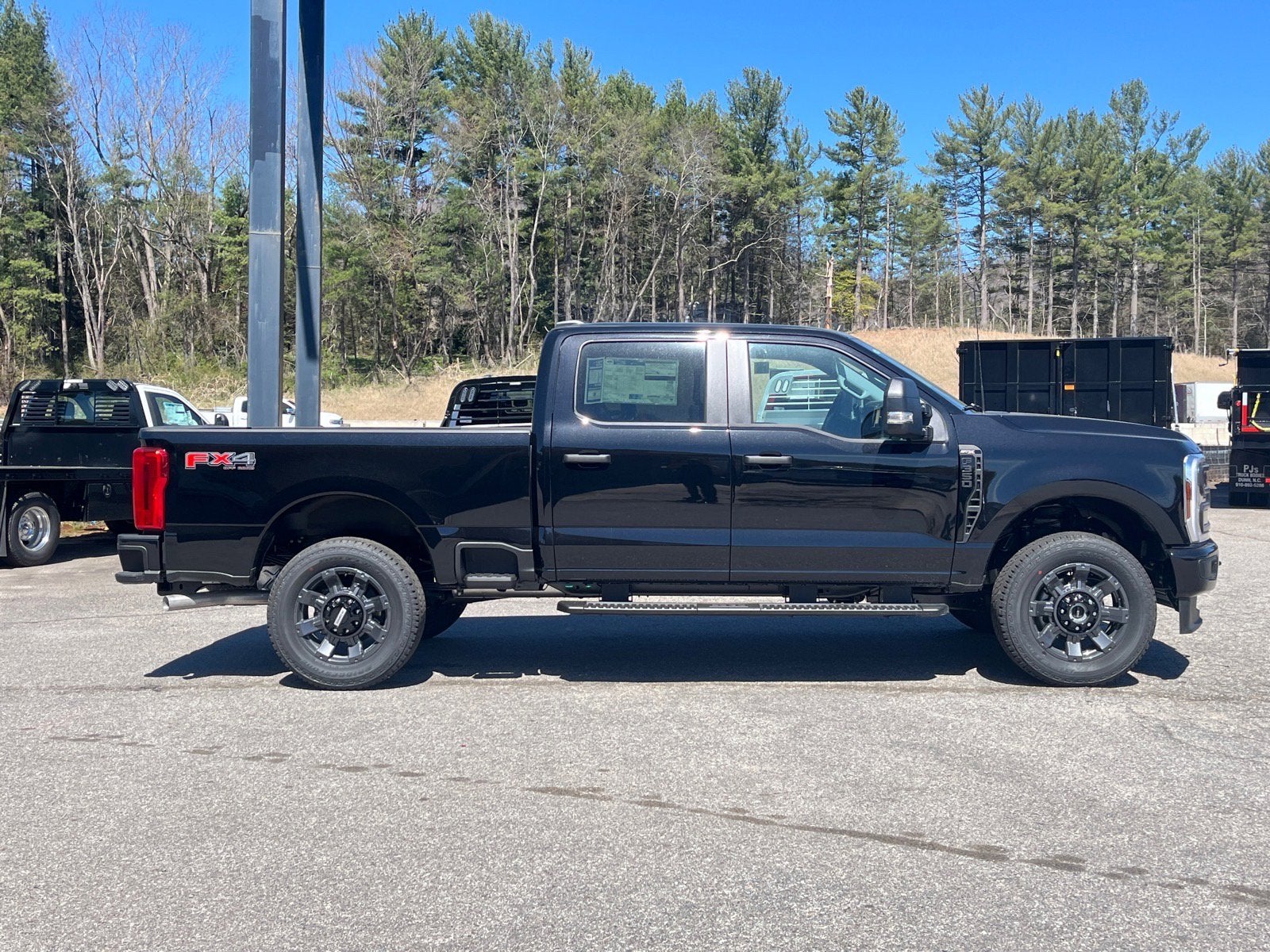 2026 Ford Super Duty F-350 SRW XL