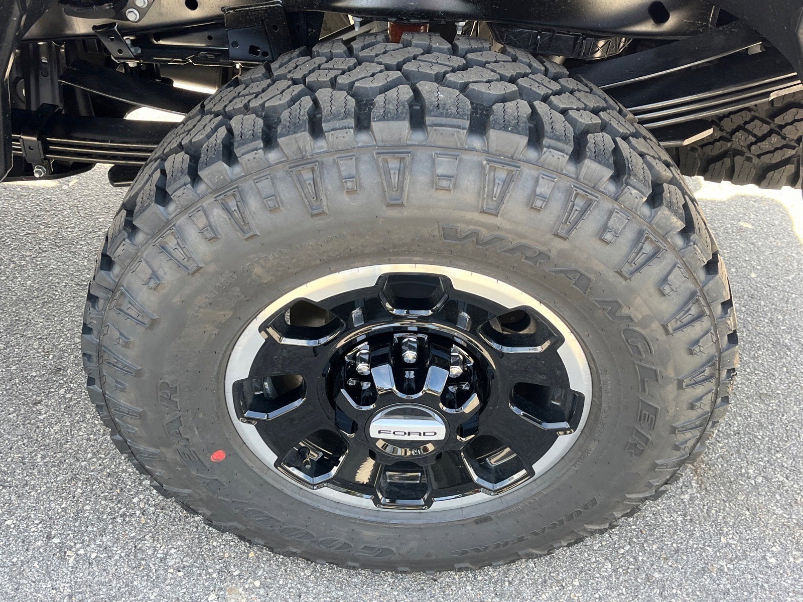 2026 Ford Super Duty F-350 SRW LARIAT